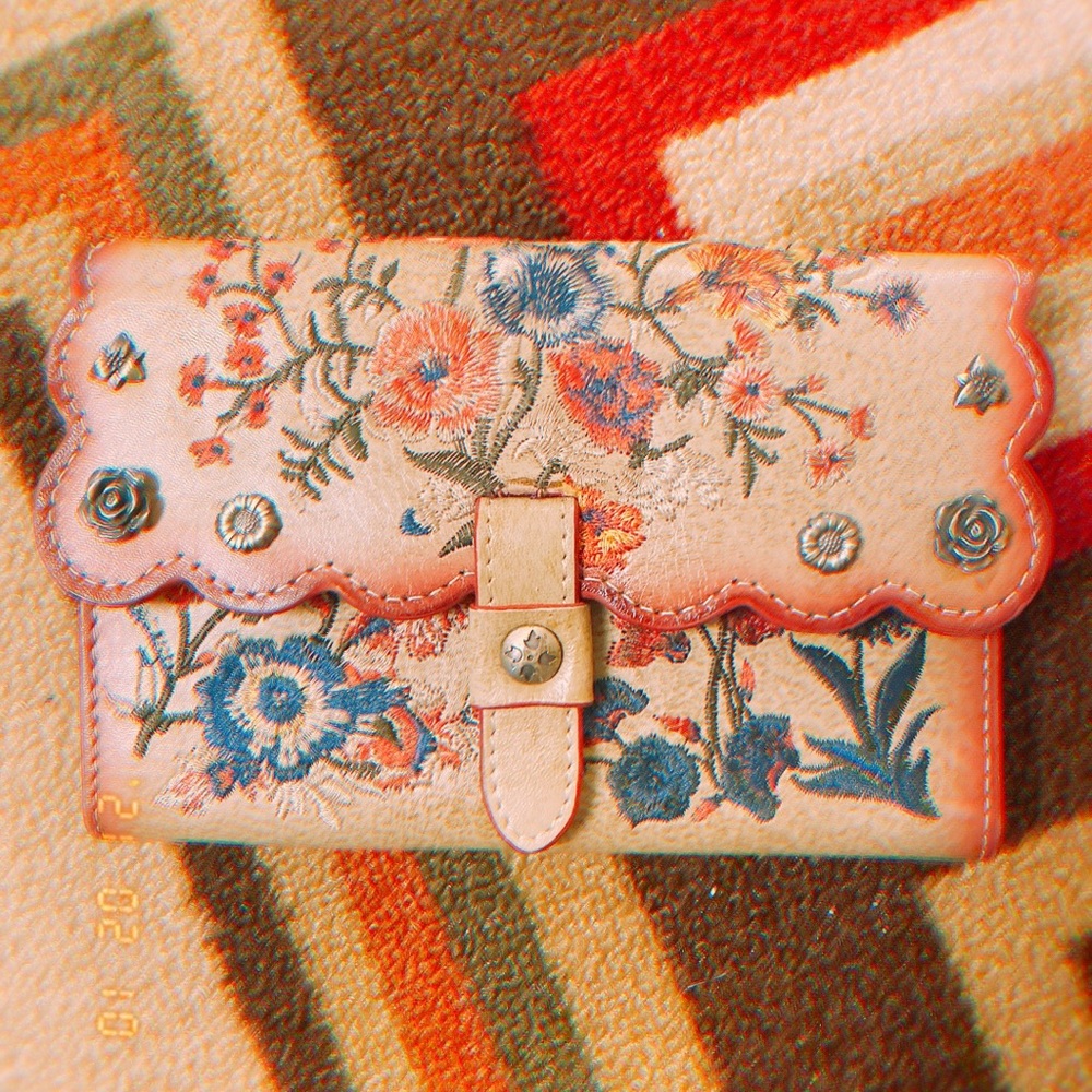 Beautiful Patricia Nash purse and wallet - Picture 13 of 16